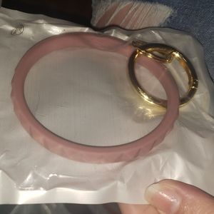 Bracelet keychain in mauve